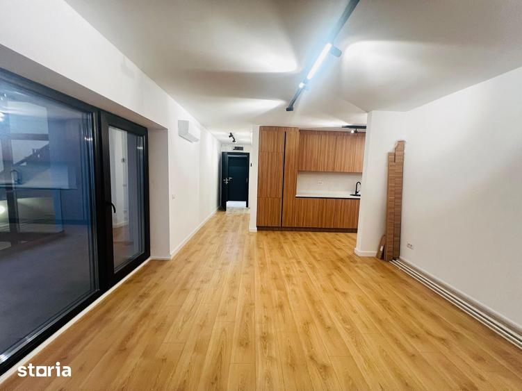 Apartament cu 3 camere în Gara de Nord