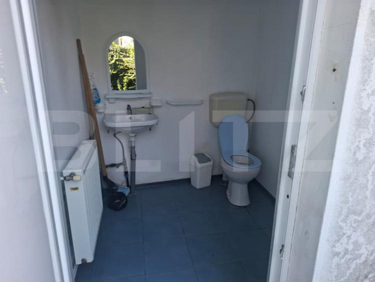 Spațiu comercial, de 25 mp, în Central