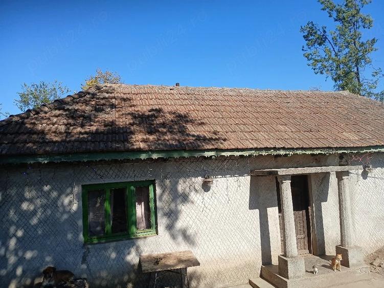 Casă cu Teren 2000 Mp în Cerchezu