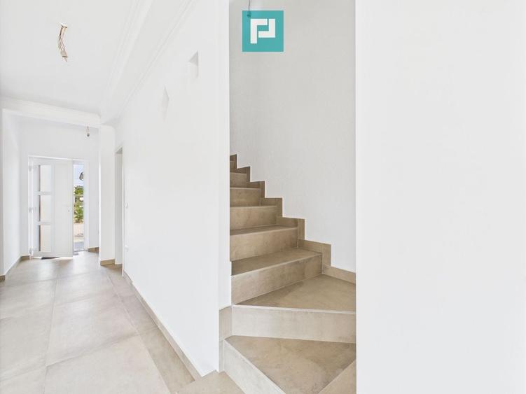 Apartament cu 4 camere decomandat în Becicherecu Mic
