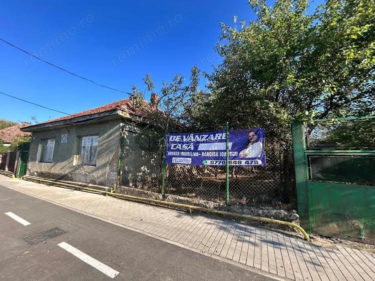 Casă cu 4 camere cu Teren 555 Mp în Sud