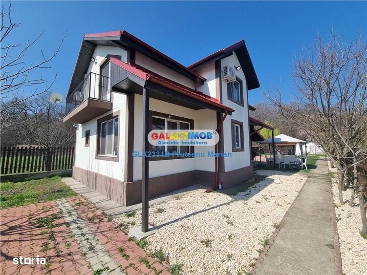 Casă cu 4 camere decomandat în Ordoreanu