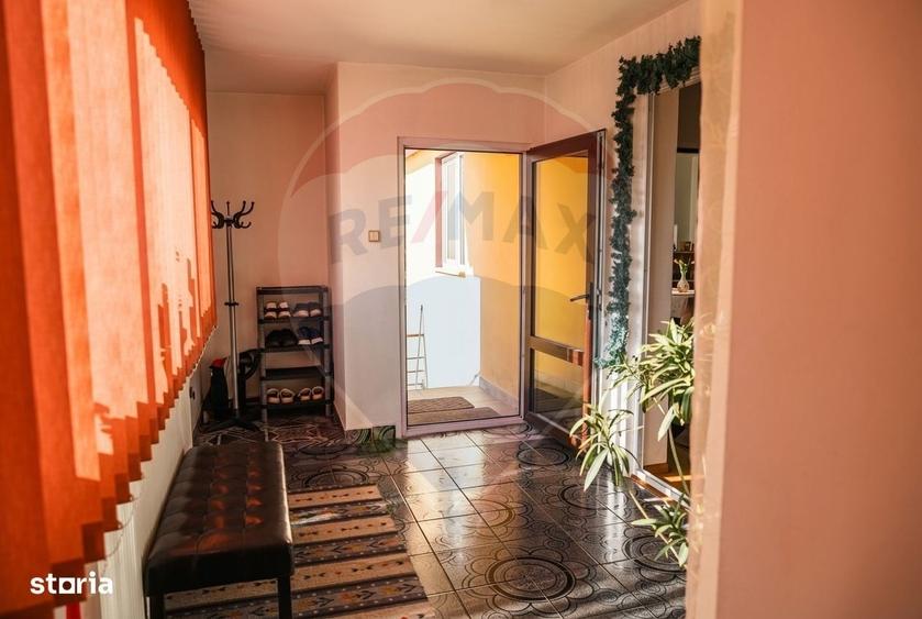 Casă cu 4 camere în Central