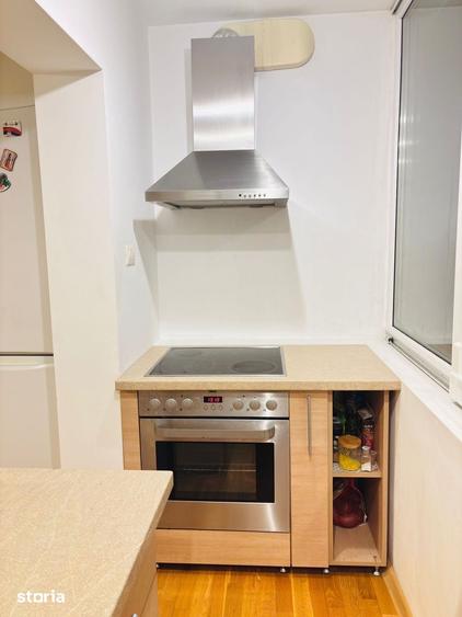 Apartament cu 3 camere semidecomandat în Șagului