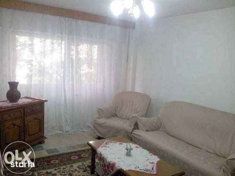 Apartament cu 3 camere decomandat în Cantacuzino