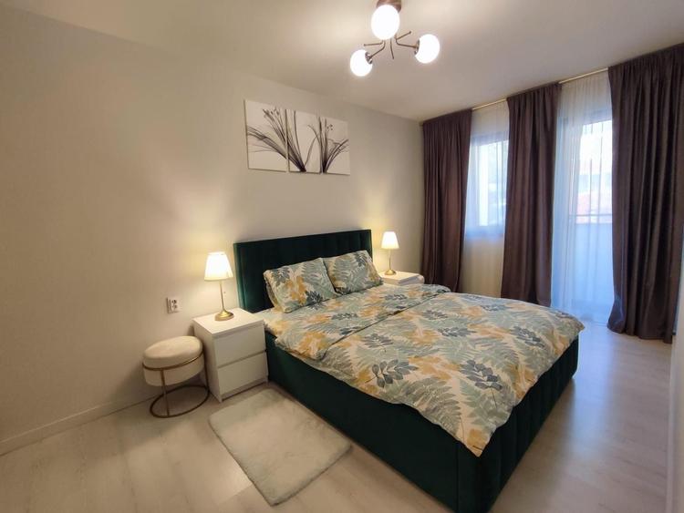 Apartament cu 2 camere semidecomandat în Florești