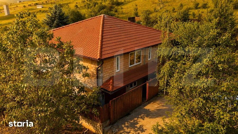 Casă cu 3 camere cu Teren 100 Mp în Livezeni