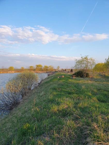 Teren de 91070 mp, în Central