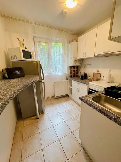 Apartament cu 2 camere decomandat în Favorit
