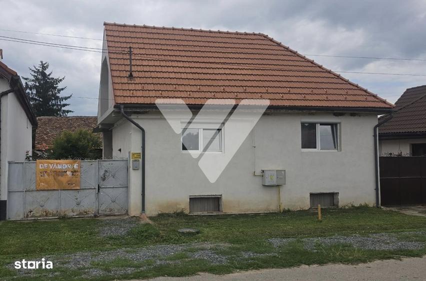 Casă cu 3 camere cu Canalizare în Hosman