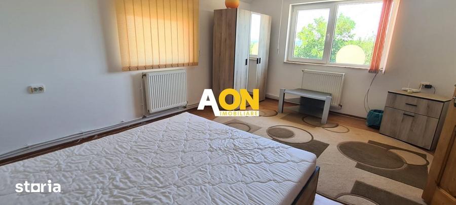 Casă cu 10 camere decomandat cu Teren 1000 Mp în Central