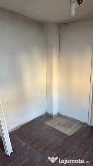 Casă cu 3 camere în Ultracentral
