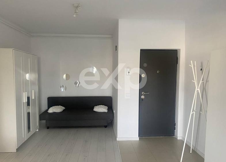 Apartament cu 2 camere semidecomandat, mobilat în Mărăști
