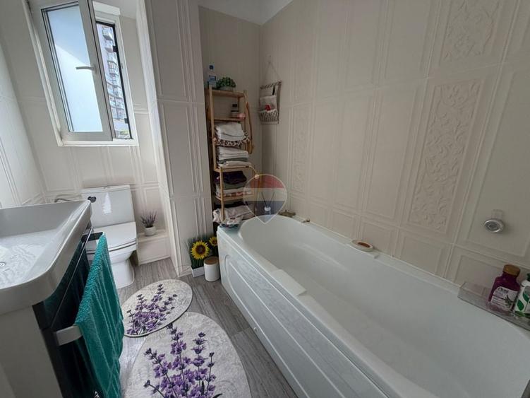 Duplex cu 4 camere cu Teren 200 Mp în Theodor Pallady