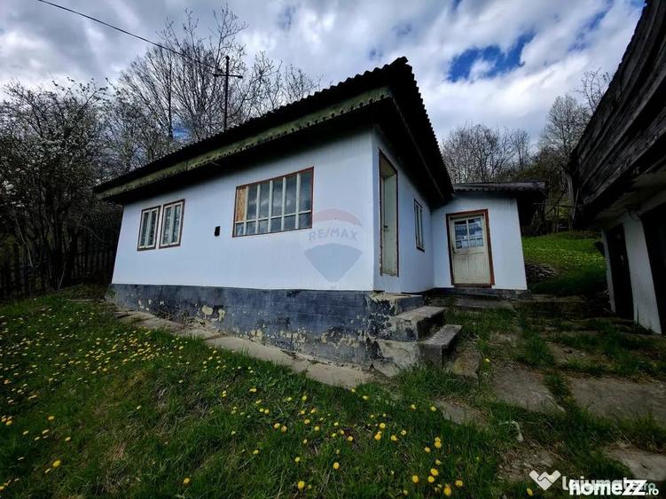 Teren de 711 mp, în Hangu