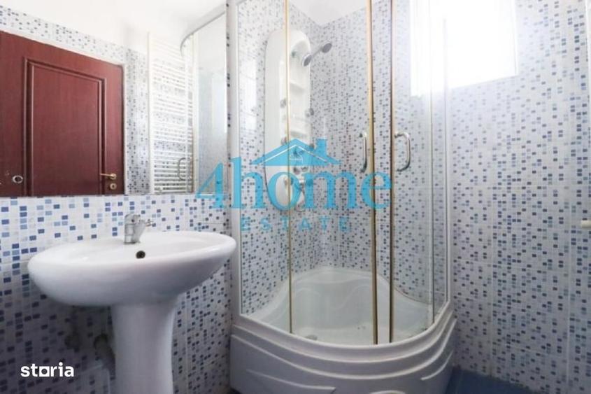 Apartament cu 3 camere în Unirii