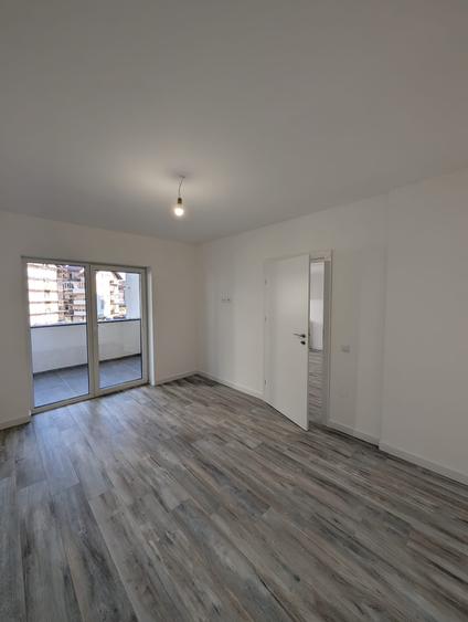 Apartament cu 3 camere în Florești