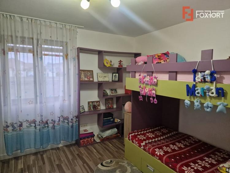 Duplex cu 3 camere cu Canalizare în Moșnița Veche