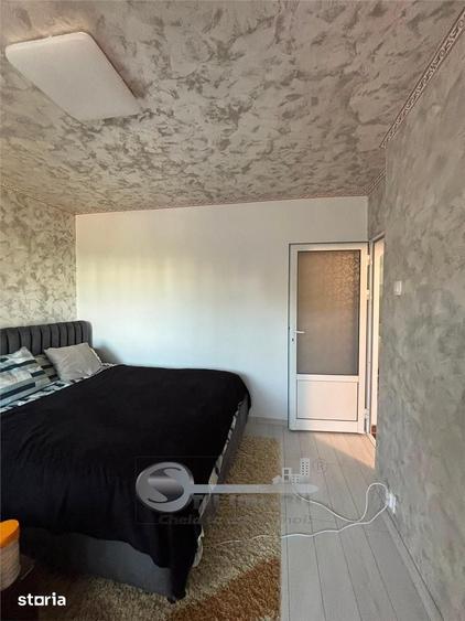 Apartament cu 3 camere decomandat în Cug