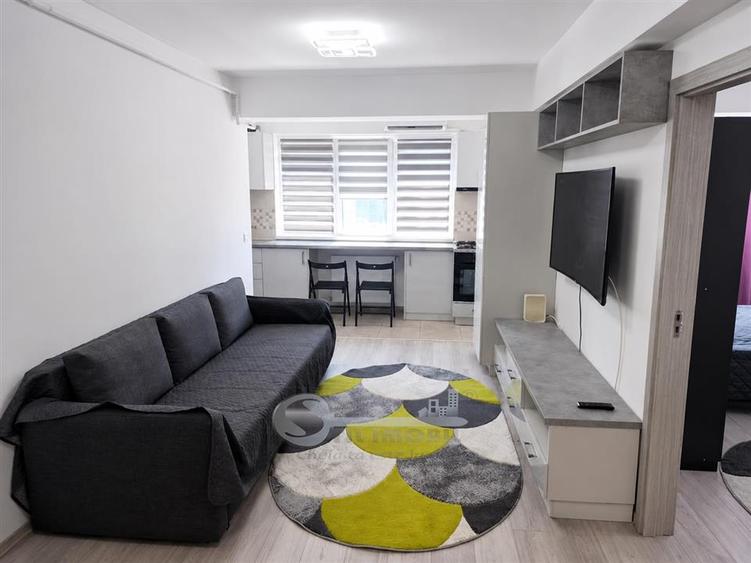 Apartament cu 2 camere decomandat în Valea Adâncă