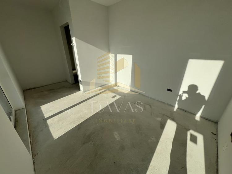 Casă individuală cu 5 camere cu Teren 280 Mp în Borhanci