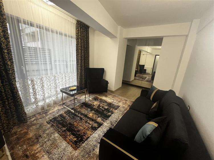 Apartament cu 4 camere decomandat, mobilat în Eminescu