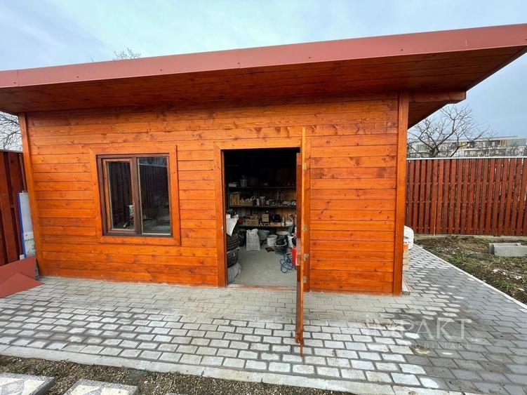 Casă individuală cu 7 camere decomandat cu Canalizare în Iris