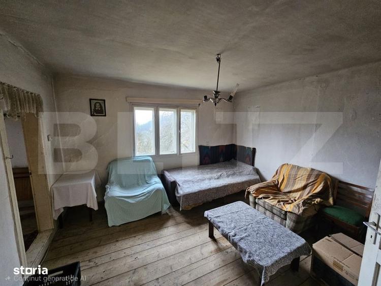 Casă cu 3 camere în Abrud-Sat