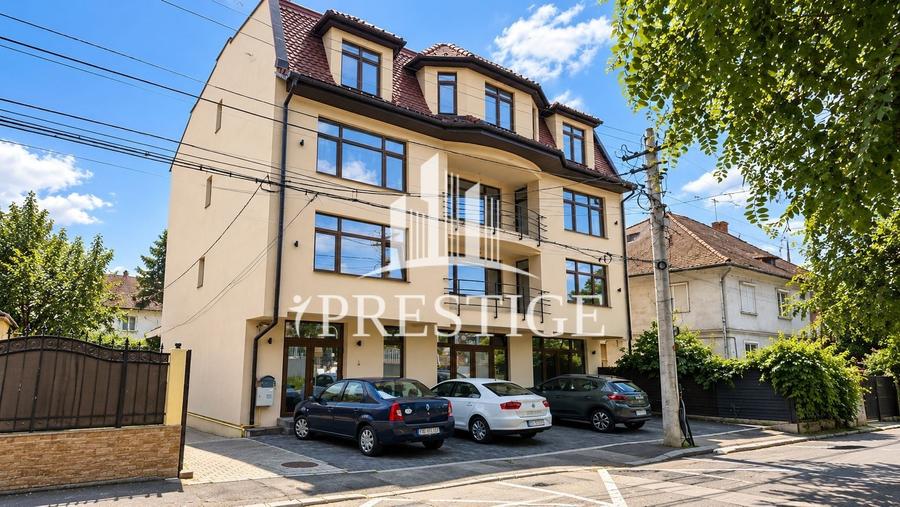 Birou, de 450 mp, în Ultracentral