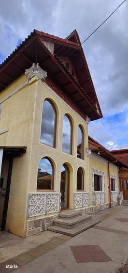 Casă cu 4 camere în Voinești