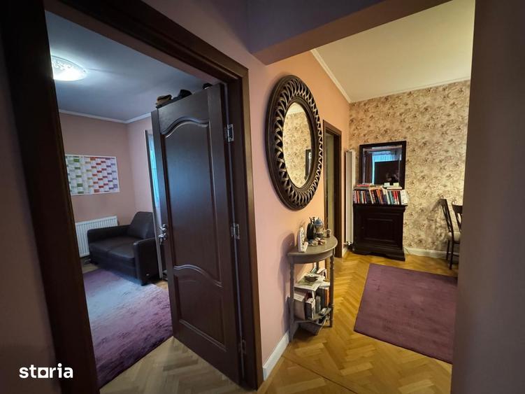 Apartament cu 3 camere în Cotroceni