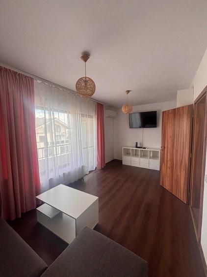 Apartament cu 2 camere decomandat în Bună Ziua