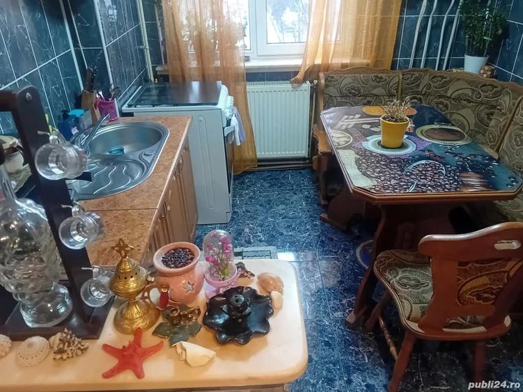 Apartament cu 2 camere decomandat în Precista