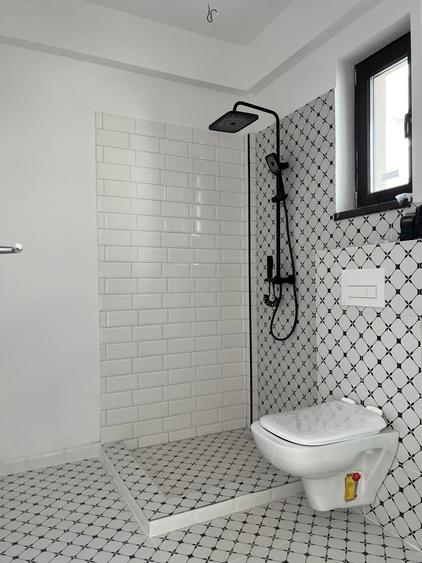 Casă individuală cu 4 camere cu Teren 200 Mp în Alexandriei