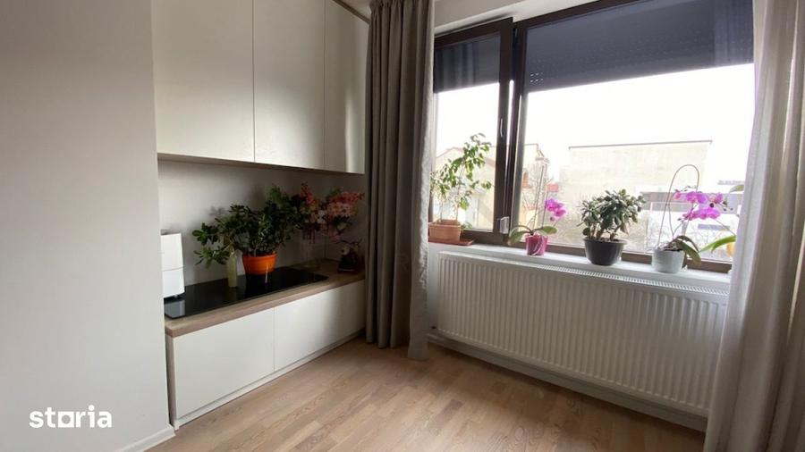 Apartament cu 3 camere în Băneasa