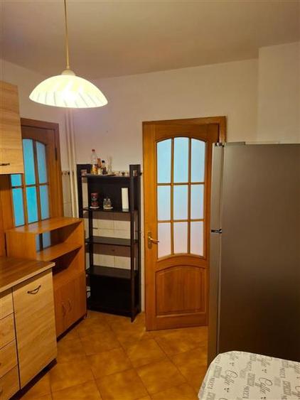 Apartament cu 2 camere circular, mobilat în Central