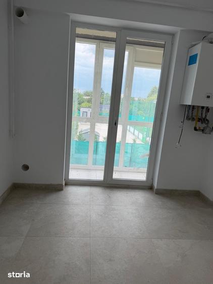 Apartament cu 3 camere în Gherăiești