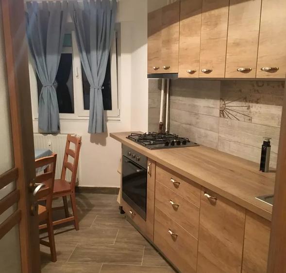 Apartament cu 2 camere decomandat, mobilat în Vitan