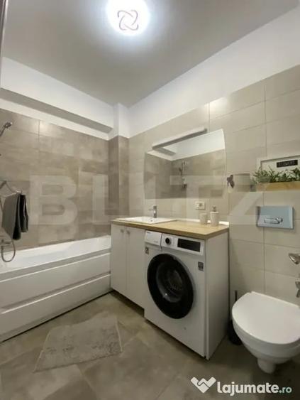 Apartament cu 2 camere semidecomandat, mobilat în Central