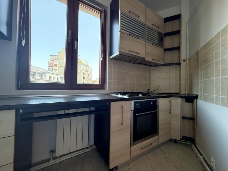 Apartament cu 2 camere decomandat în Ultracentral