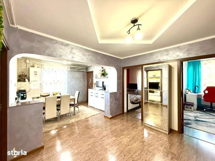 Apartament cu 3 camere decomandat în Central