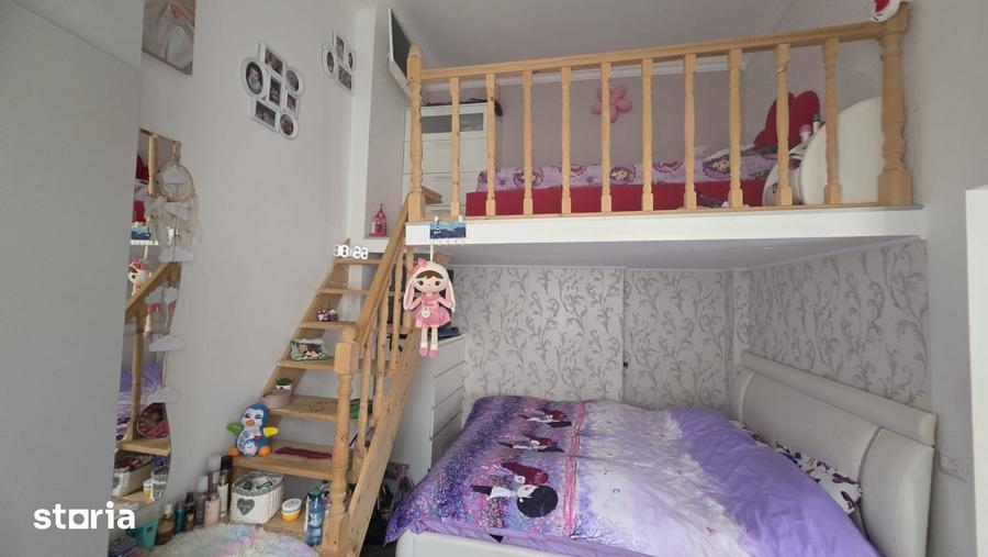 Apartament cu 5 camere în Armeneasca