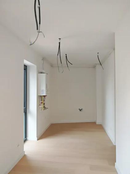 Apartament cu 2 camere semidecomandat în Eminescu