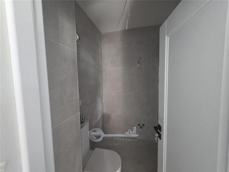 Apartament cu 2 camere nedecomandat în Bucium