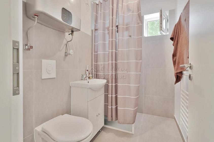 Apartament cu 2 camere semidecomandat în Ultracentral