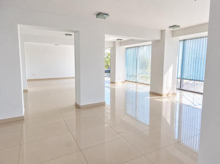 Spațiu comercial, de 203 mp, în Țiglina 1