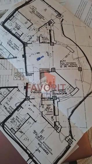 Apartament cu 3 camere decomandat în Favorit