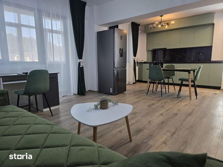 Apartament cu 3 camere decomandat în Central