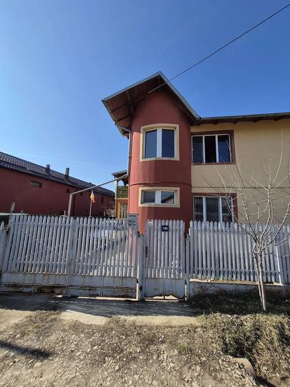 Casa in Blejoi cu posibilitate de teren suplimentar - 8