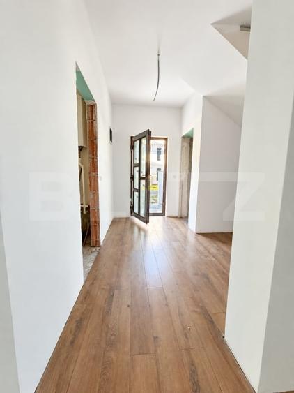 Duplex cu 4 camere cu Canalizare în Giroc